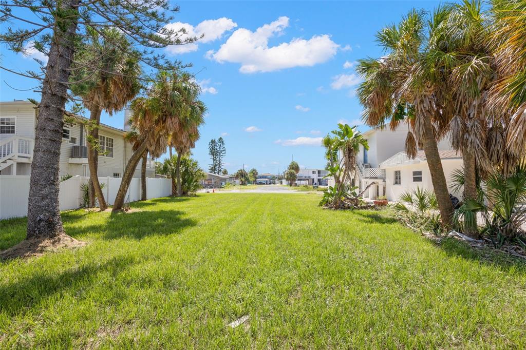 623 73RD AVENUE, ST PETE BEACH, FL — photo 2 of 11