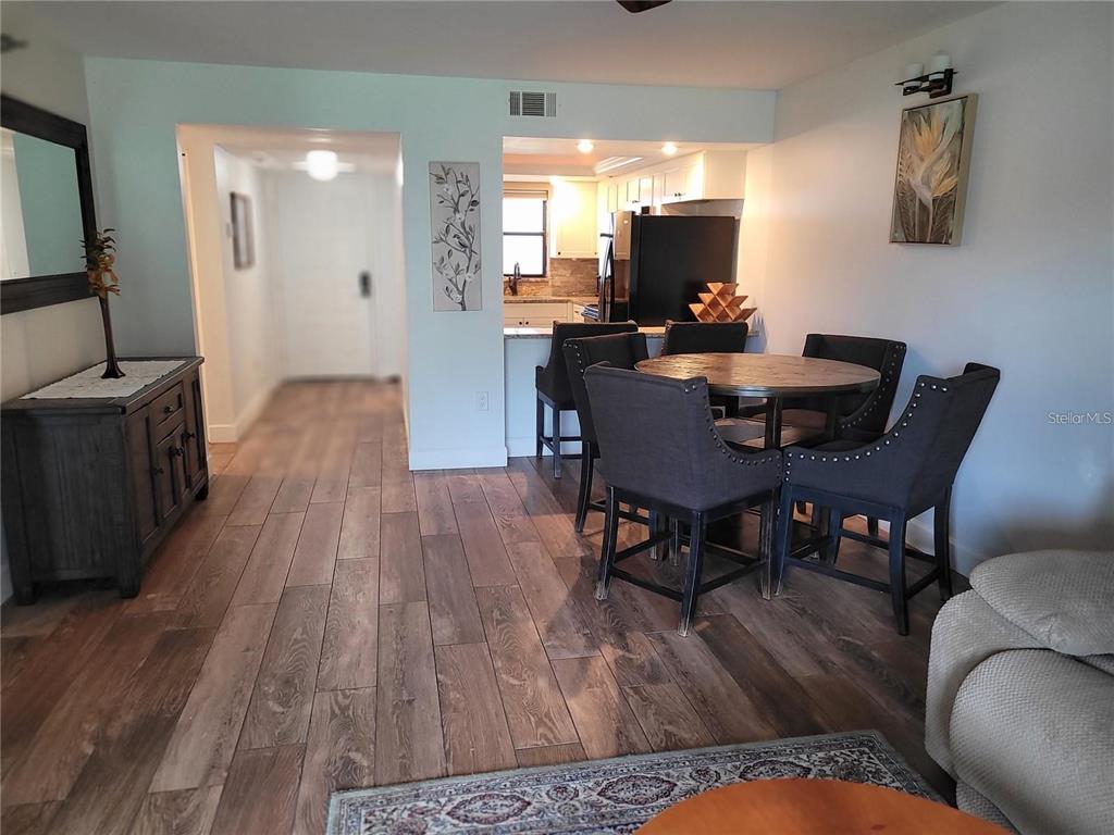 104 CAPRI ISLES BOULEVARD UNIT 103, VENICE, FL — photo 2 of 20