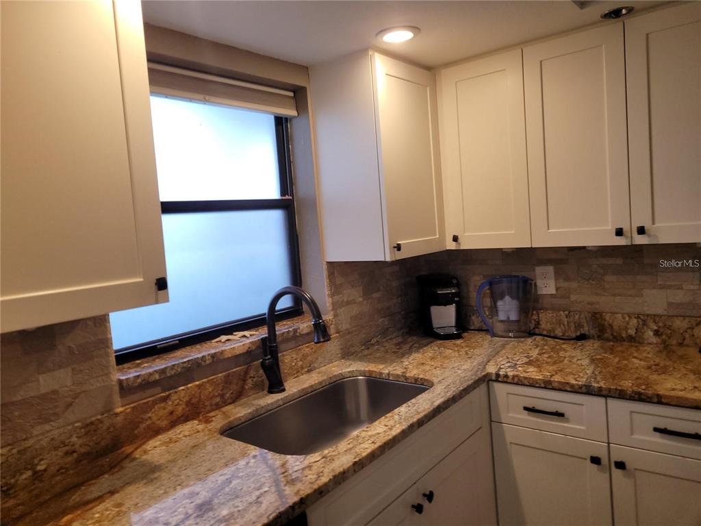 104 CAPRI ISLES BOULEVARD UNIT 103, VENICE, FL — photo 4 of 20