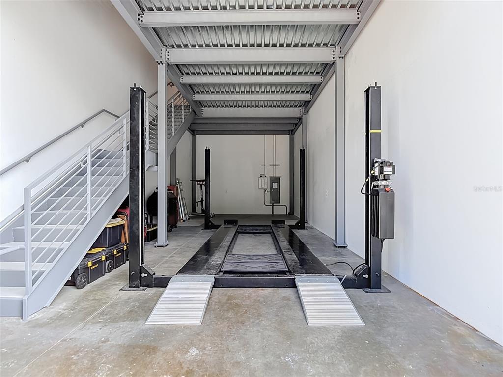 6500 MOTOR ENCLAVE WAY UNIT 1011, TAMPA, FL — photo 5 of 26