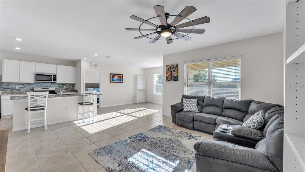 5606 SILTSTONE STREET, LAKELAND, FL — photo 4 of 34