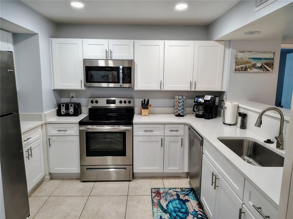1420 N ATLANTIC AVENUE UNIT 1102, DAYTONA BEACH, FL — photo 4 of 27