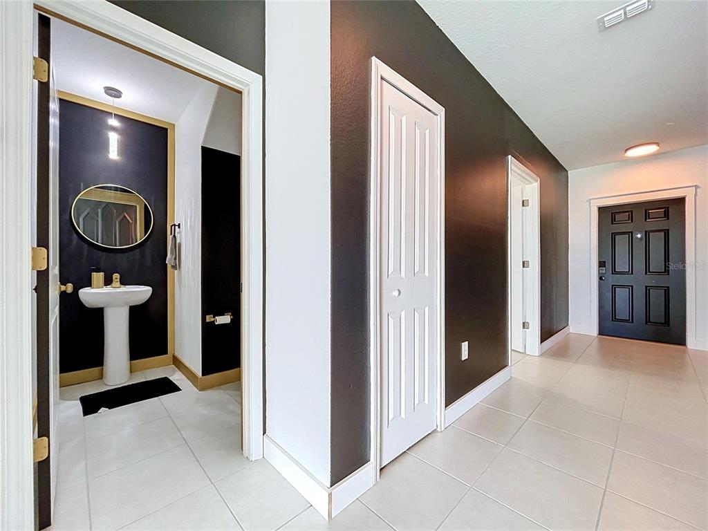 12626 BERGSTROM BAY DRIVE, RIVERVIEW, FL — photo 4 of 29