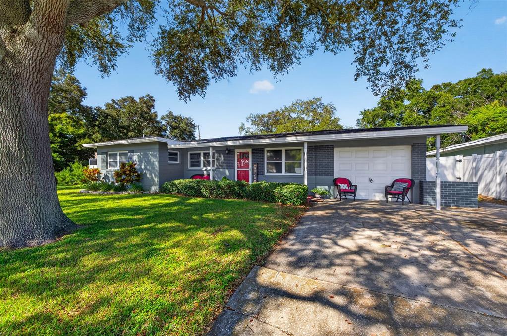 11048 116TH STREET, SEMINOLE, FL — photo 3 of 30