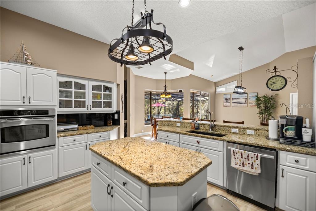 4860 W Angus DRIVE, BEVERLY HILLS, FL — photo 4 of 30