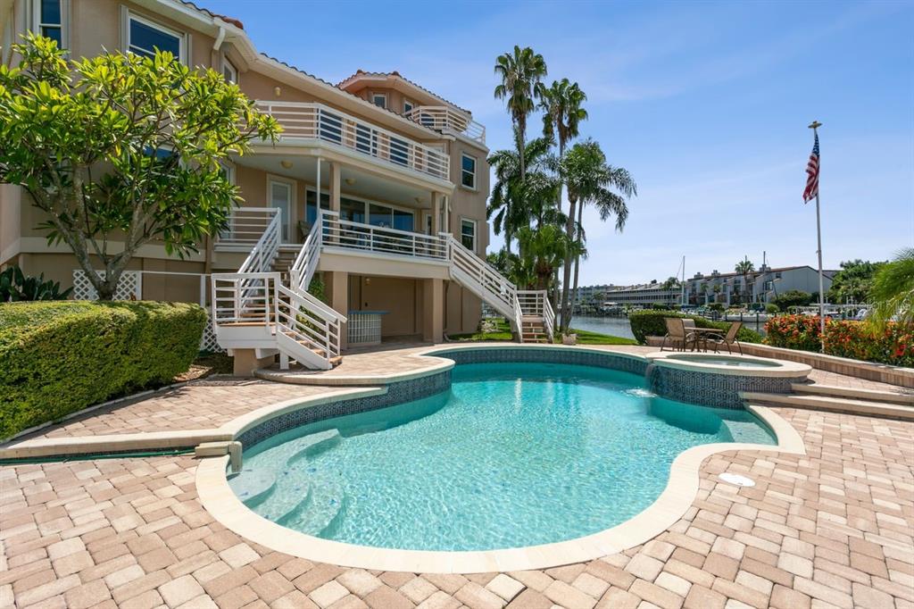 205 6TH STREET E, TIERRA VERDE, FL — photo 4 of 30