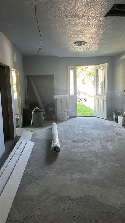3605 E CARACAS STREET, TAMPA, FL — photo 2 of 12