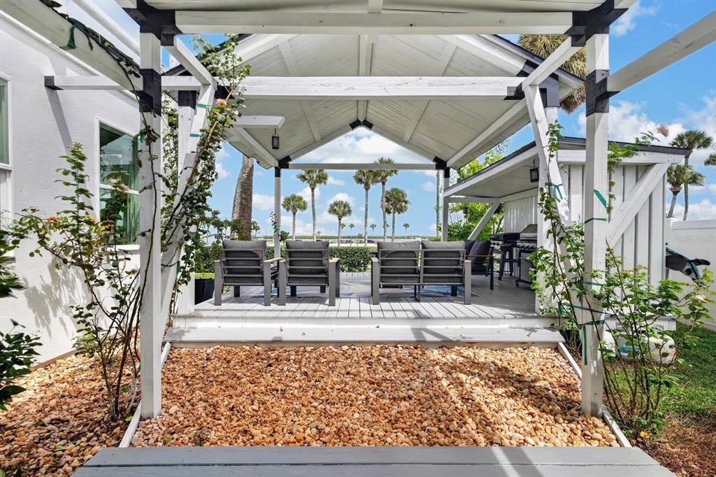 500 S RIVERSIDE DRIVE, EDGEWATER, FL — photo 5 of 30