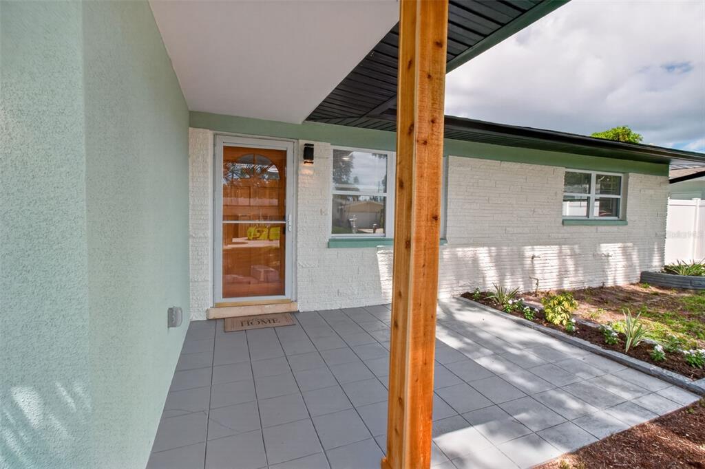 1130 7TH AVENUE NE, LARGO, FL — photo 4 of 30