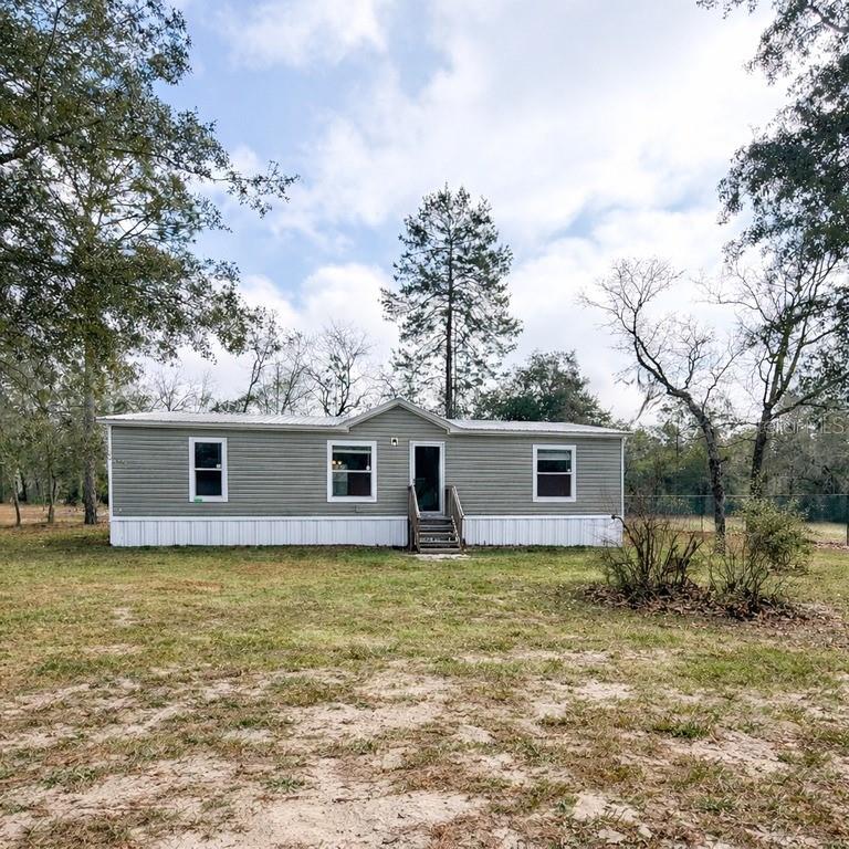 932 SE 40TH PLACE