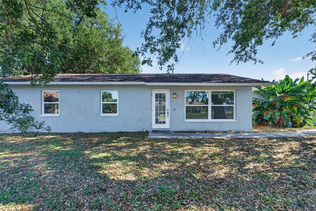 2025 BARKSDALE STREET