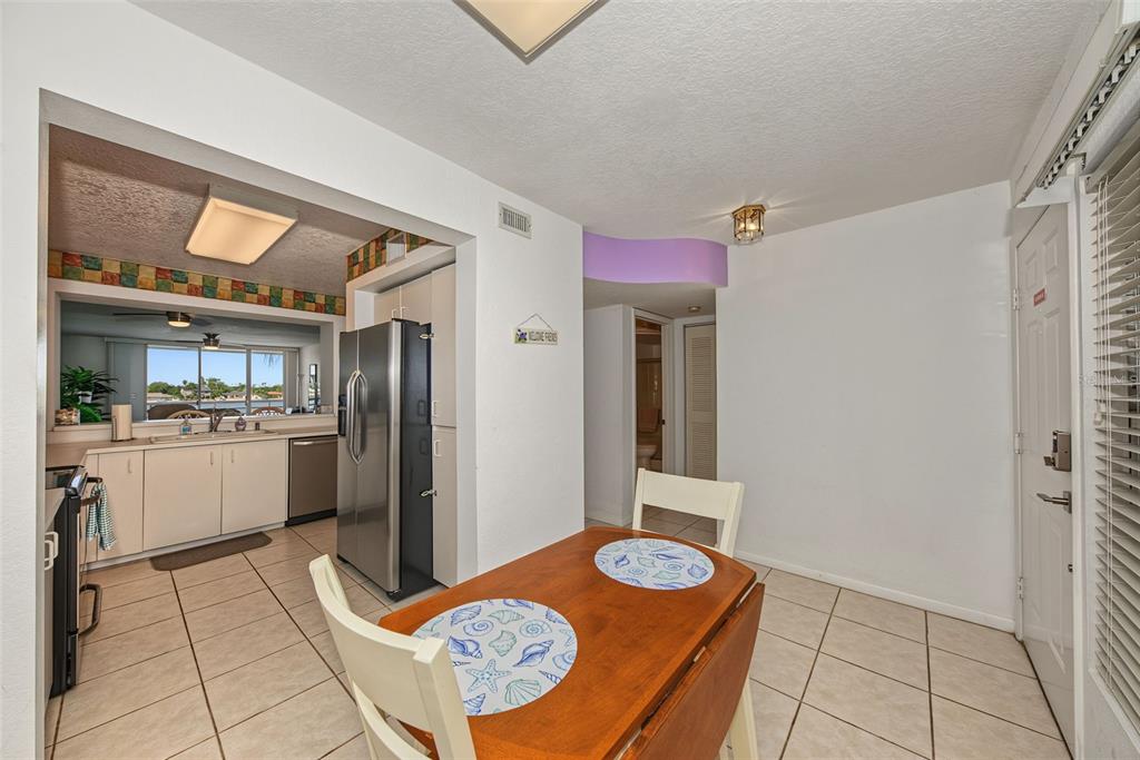 6083 BAHIA DEL MAR CIRCLE UNIT 362, ST PETERSBURG, FL — photo 4 of 47