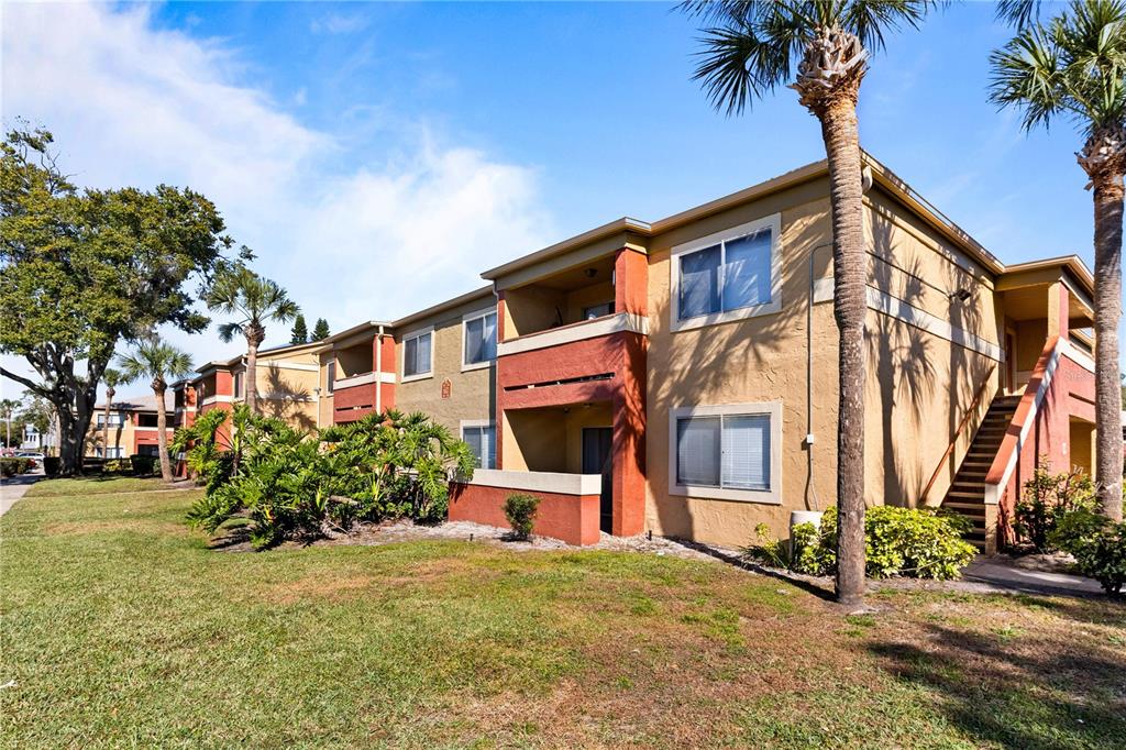 612 KENWICK CIRCLE UNIT 103