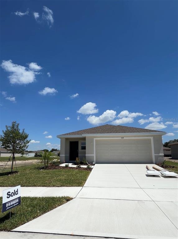 1118 ARROWHEAD VINE COURT