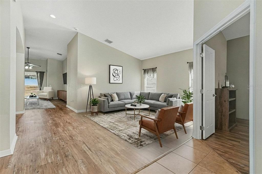 12324 LOOPBACK DRIVE, SAN ANTONIO, FL — photo 4 of 30
