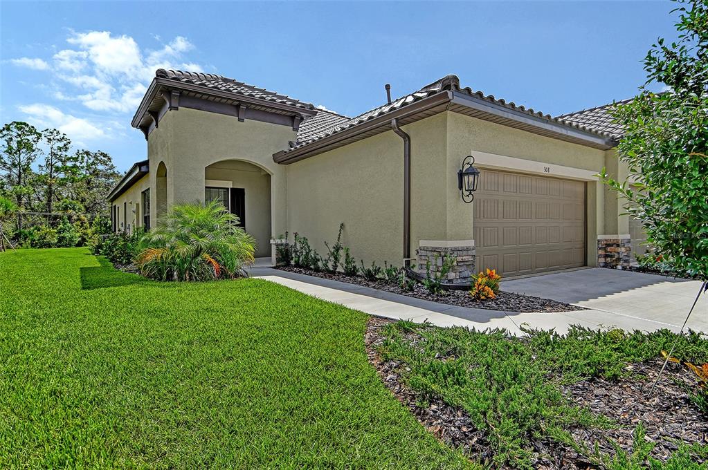 308 ALTAMURA CIRCLE