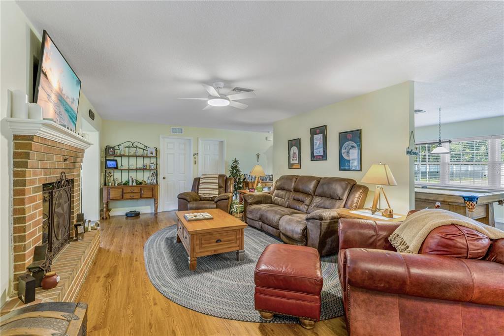 1412 LAKEVIEW AVENUE, KISSIMMEE, FL — photo 5 of 30