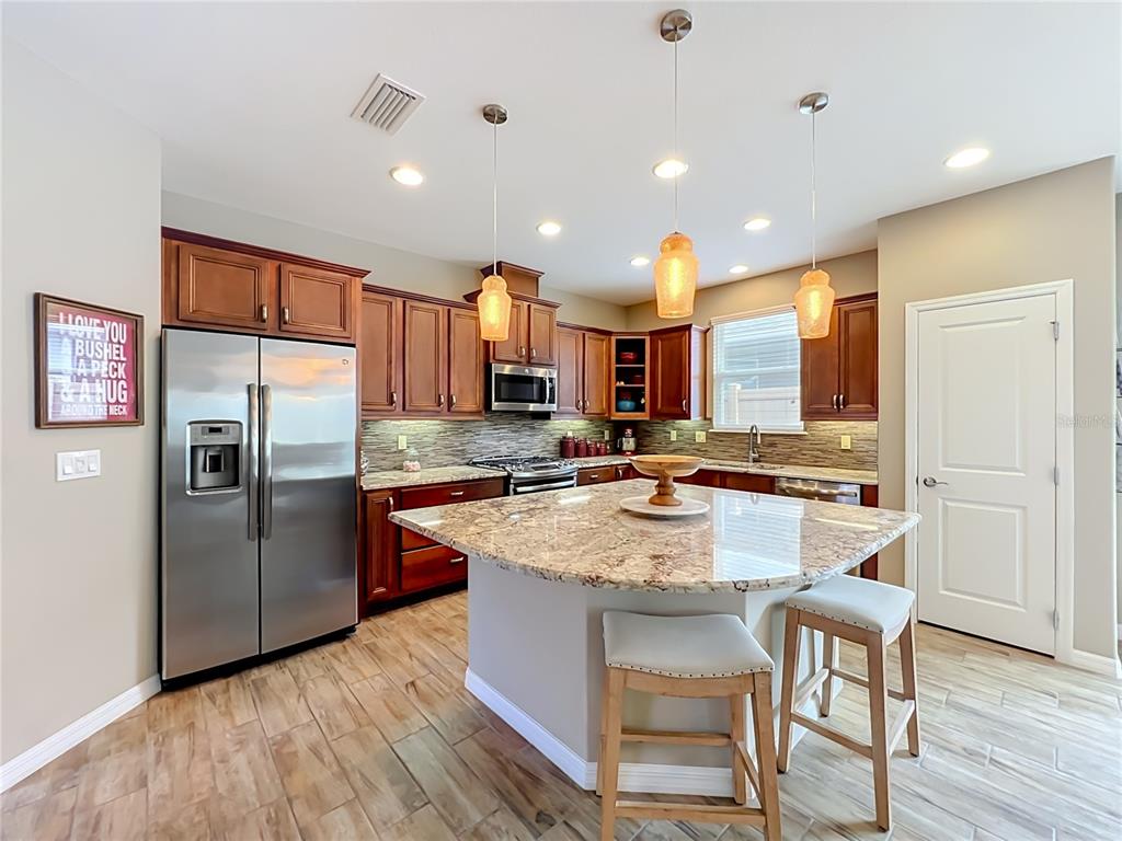 342 ALCOVE DRIVE, GROVELAND, FL — photo 4 of 72