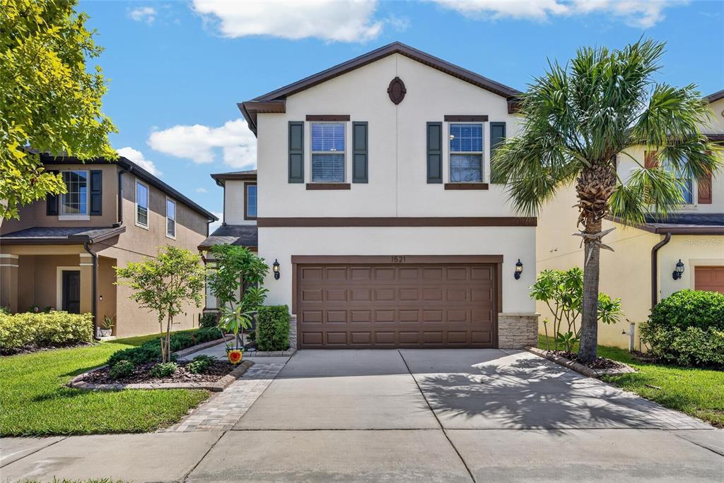 1521 CUSTER BAYOU STREET