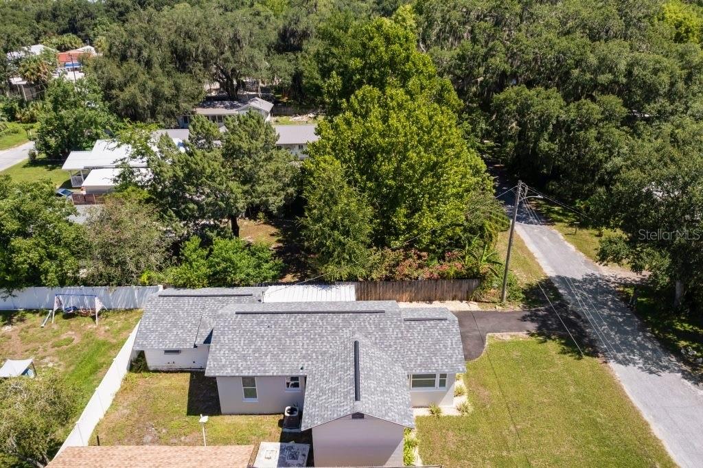 12390 SE 135TH TERRACE, OCKLAWAHA, FL — photo 3 of 30