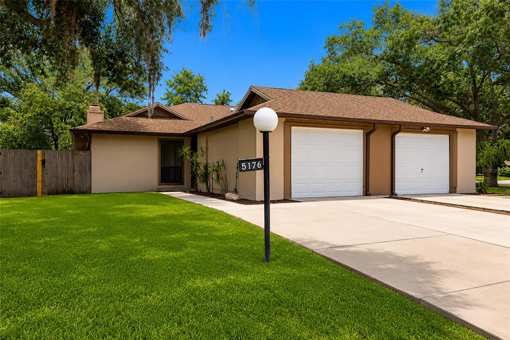 5176 CEDAR HAMMOCK LANE