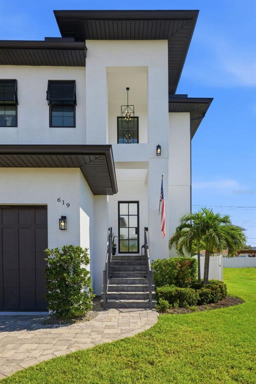619 DANUBE AVENUE, TAMPA, FL — photo 2 of 30
