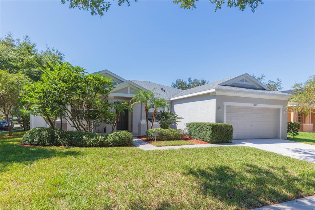 11817 HOLLY CREST LANE, RIVERVIEW, FL — photo 2 of 30