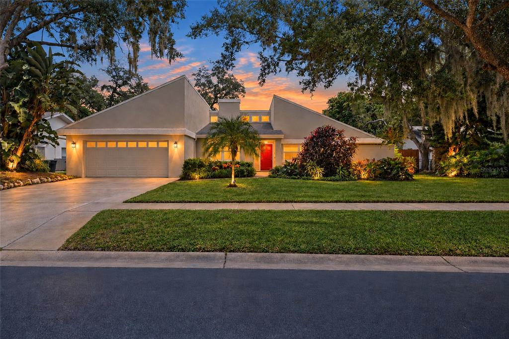 2555 SWEETGUM WAY W, CLEARWATER, FL — photo 2 of 30