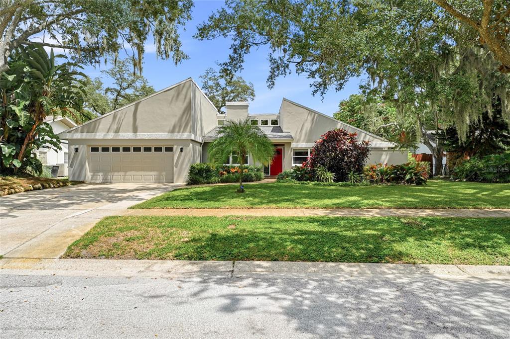 2555 SWEETGUM WAY W, CLEARWATER, FL — photo 3 of 30