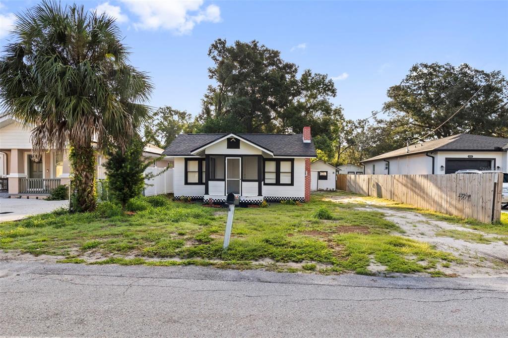 8705 N 13TH STREET, TAMPA, FL — photo 4 of 21