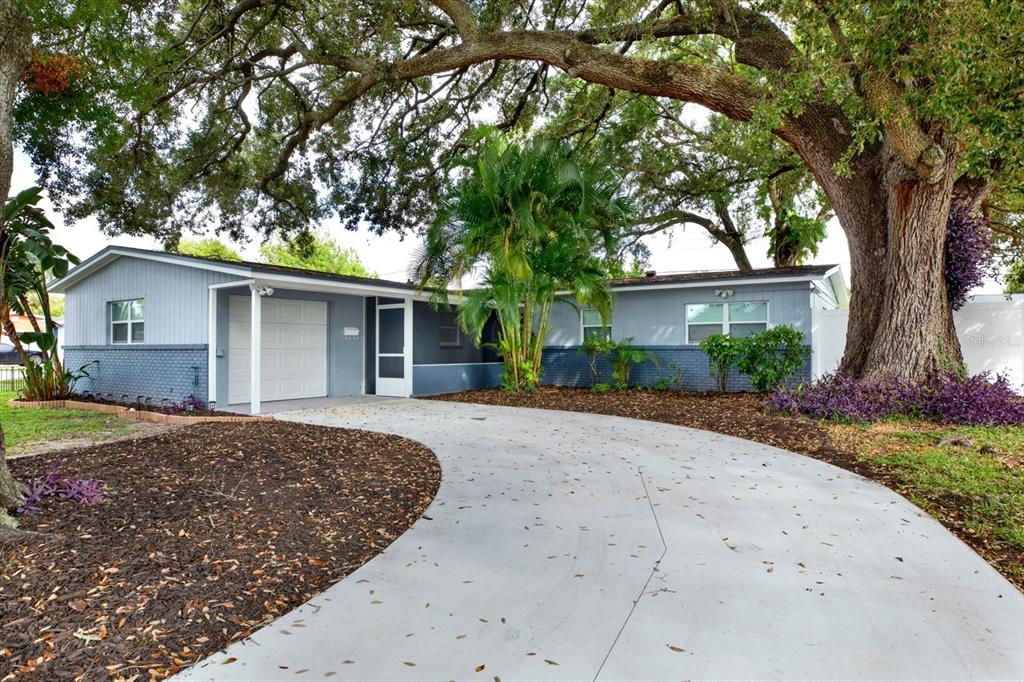 7505 W HENRY AVENUE