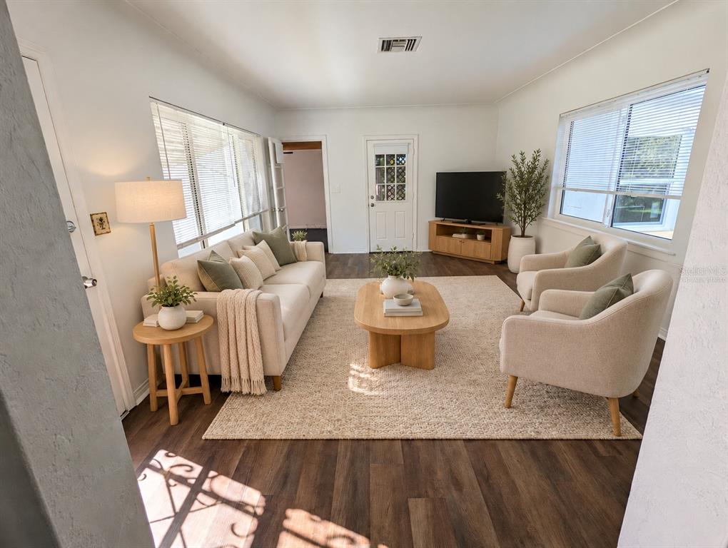 2907 49TH STREET S, GULFPORT, FL — photo 2 of 5