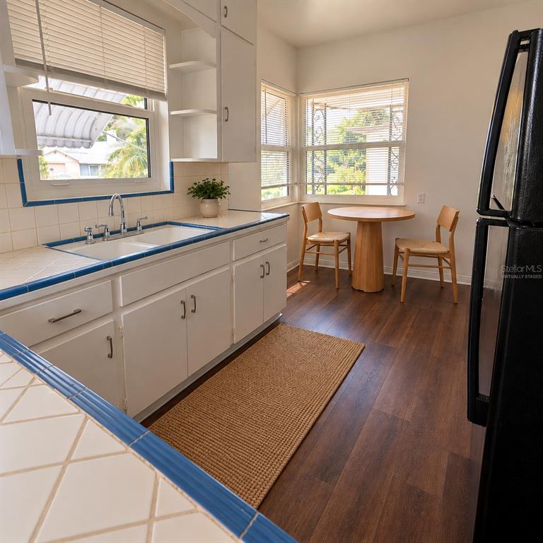 2907 49TH STREET S, GULFPORT, FL — photo 4 of 5