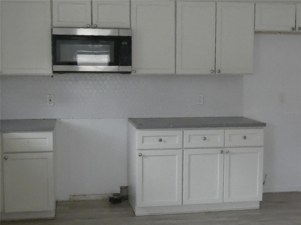 1655 24TH STREET, SARASOTA, FL — photo 3 of 6