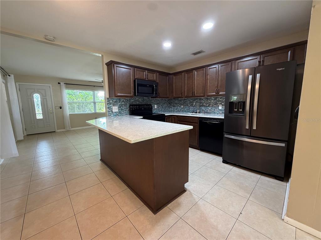 11596 116TH STREET, LARGO, FL — photo 4 of 30