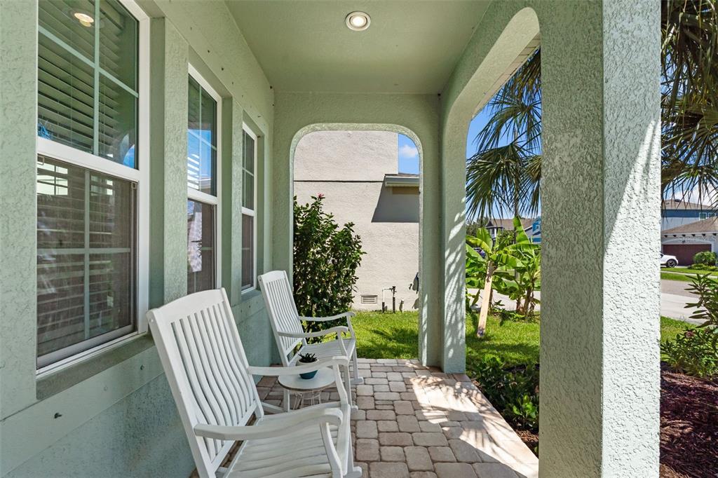 7611 S DESOTO STREET, TAMPA, FL — photo 4 of 30