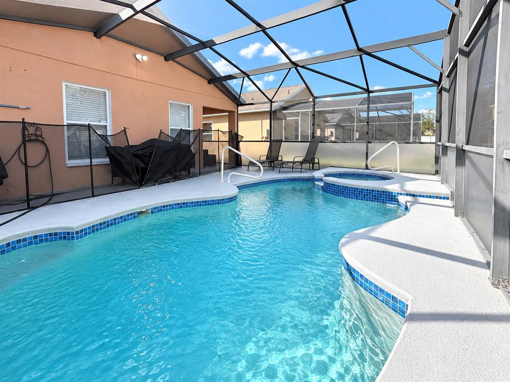 314 SCRUB JAY WAY, DAVENPORT, FL — photo 2 of 28