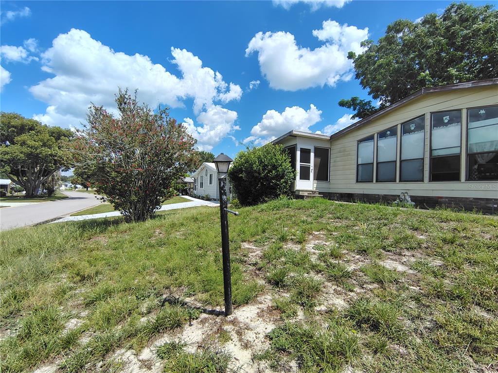 1114 LINTZ LANE, LADY LAKE, FL — photo 2 of 2