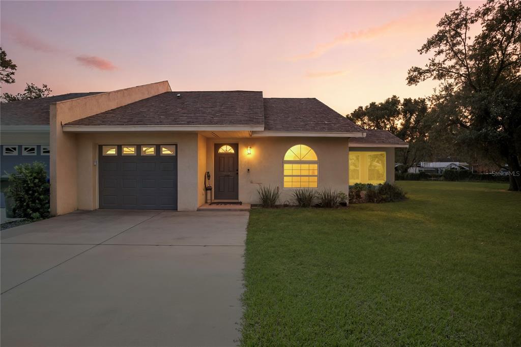1402 SHIRLEY DRIVE