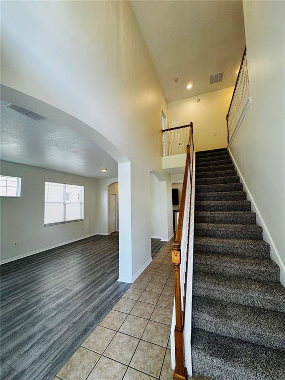 890 MCINNIS COURT, KISSIMMEE, FL — photo 2 of 30