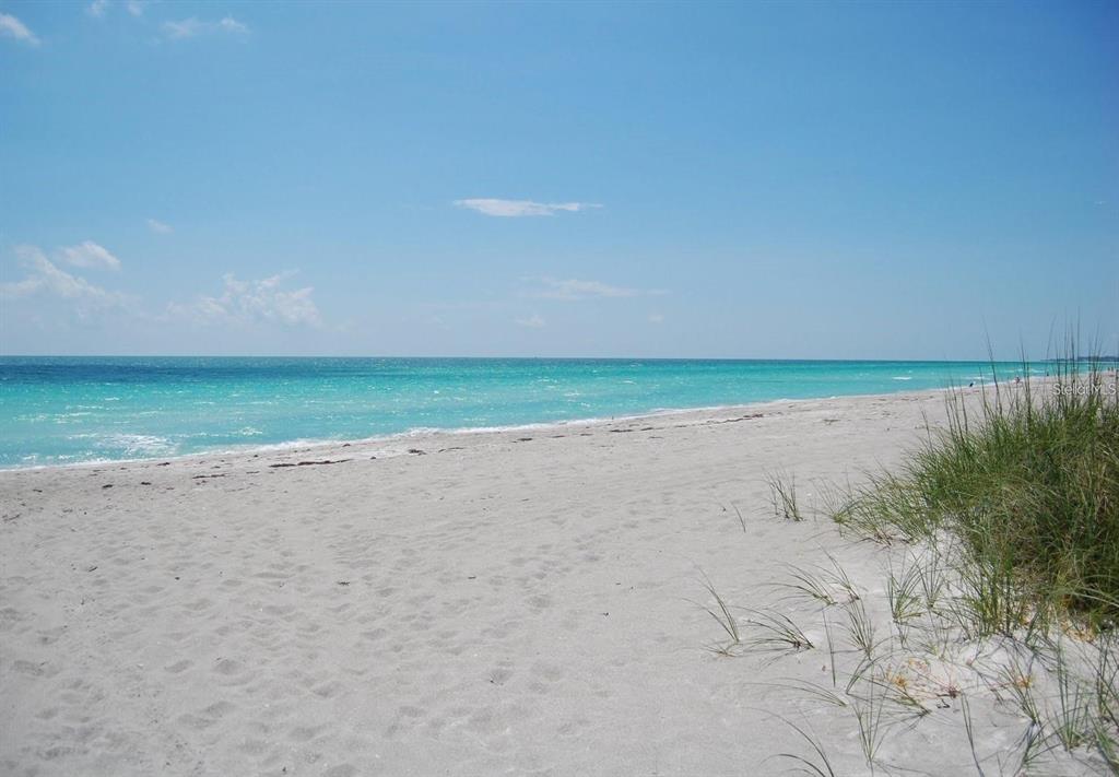 96 TWIN SHORES BOULEVARD, LONGBOAT KEY, FL — photo 2 of 9