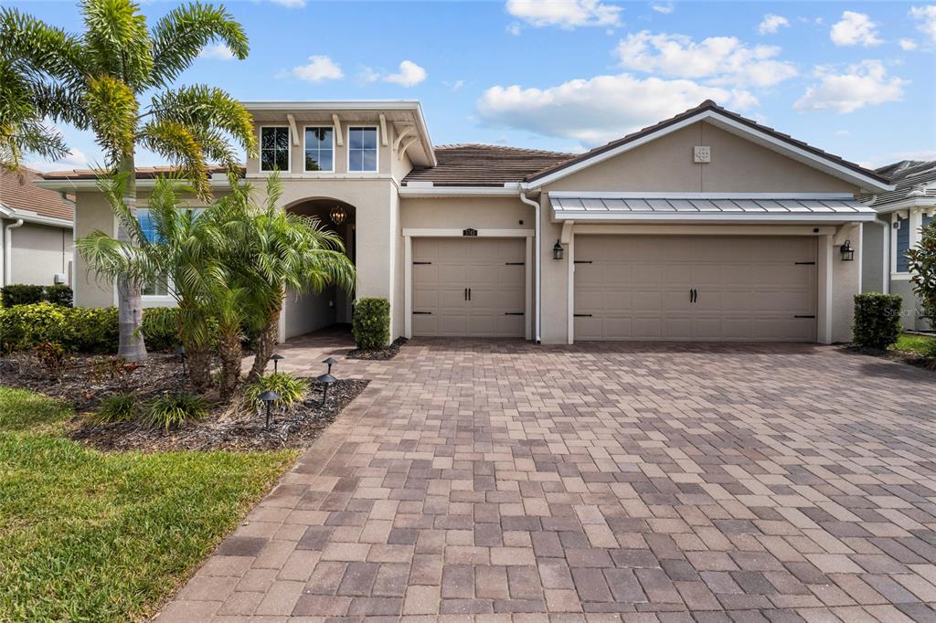 5745 LONG SHORE LOOP