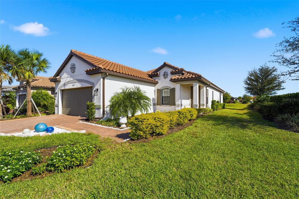 11104 DEVONBRIDGE DRIVE