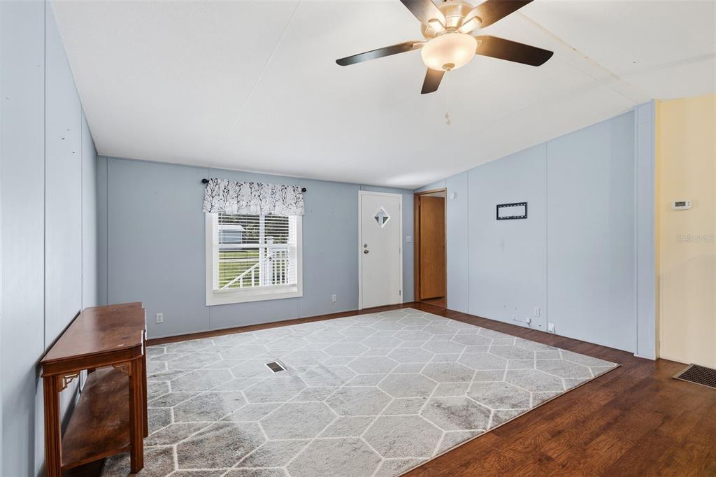 13250 NE 16TH AVENUE, TRENTON, FL — photo 3 of 30