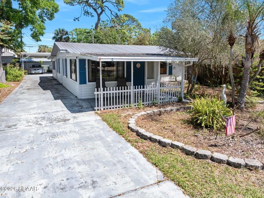 707 CORDOVA AVENUE