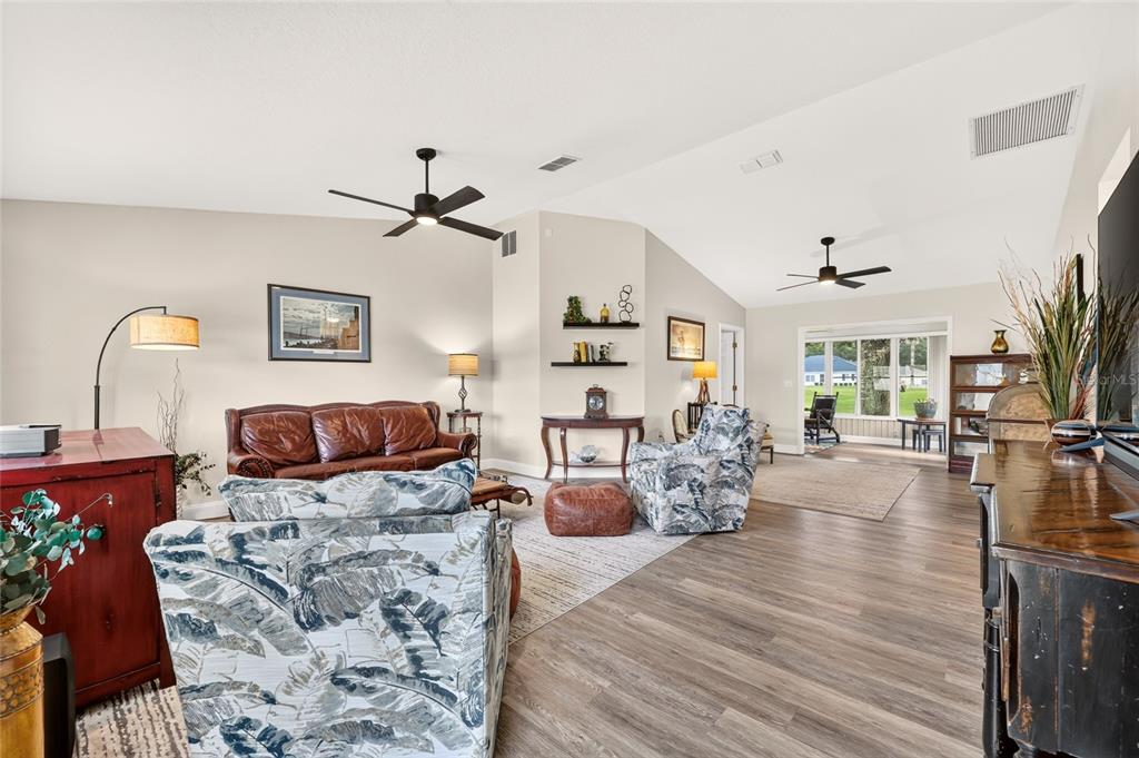 13727 SW 111TH AVENUE, DUNNELLON, FL — photo 3 of 30