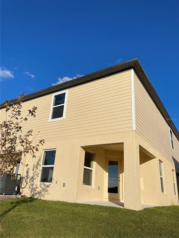 5323 COMPANION LANE, TAMPA, FL — photo 3 of 22