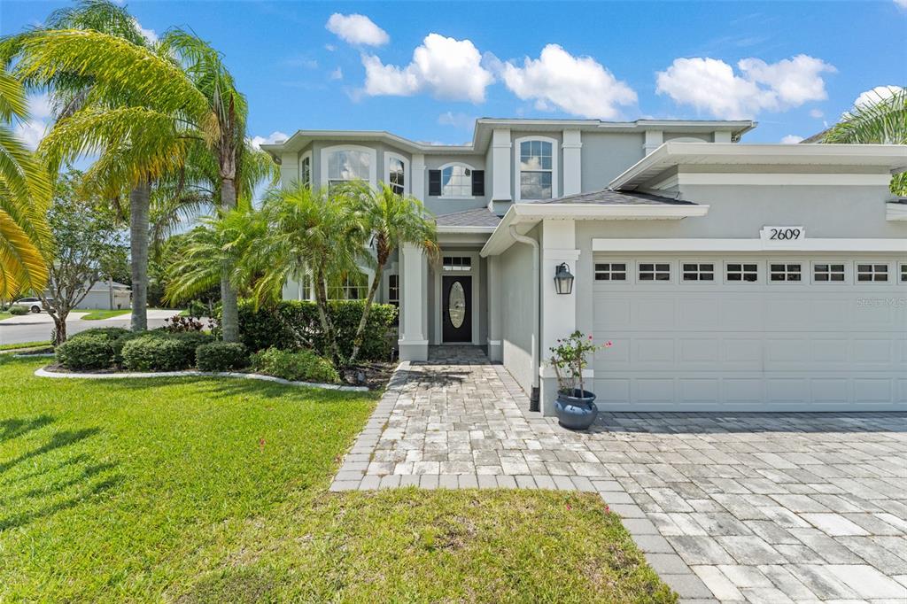 2609 LAKEMOOR DRIVE