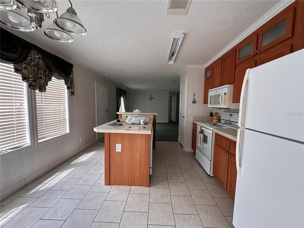 10305 SE 148TH STREET, SUMMERFIELD, FL — photo 4 of 15