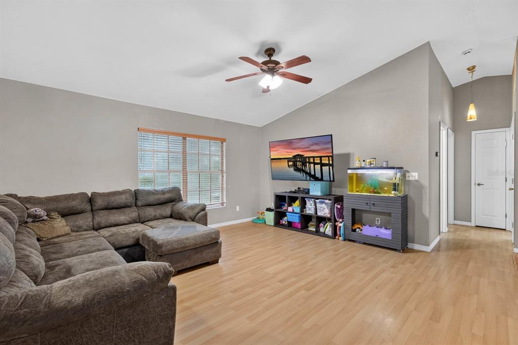 2815 ORANGE TREE, EDGEWATER, FL — photo 4 of 22